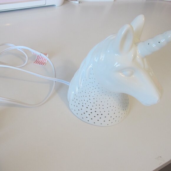 Unicorn Nightlight - Picture 2 of 2